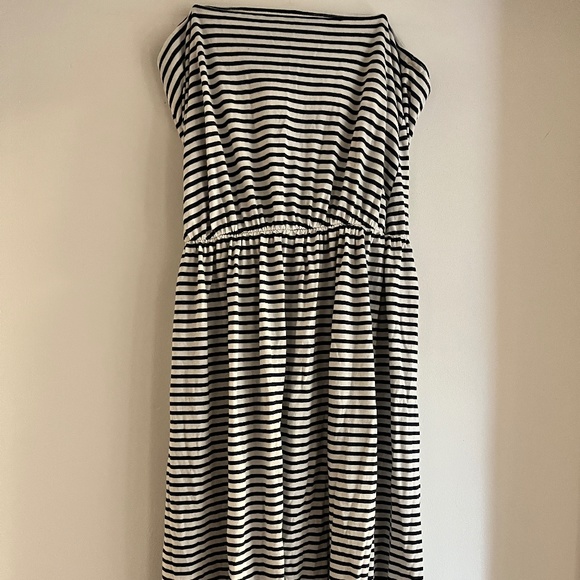 H&M Sleeveless Maxi Dress - Picture 1 of 3